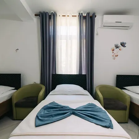 Skrapari Hotel Corovode