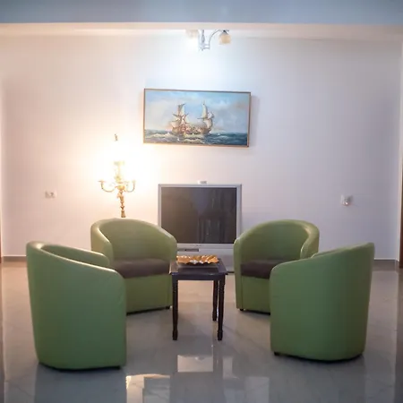 Skrapari Hotel Corovode