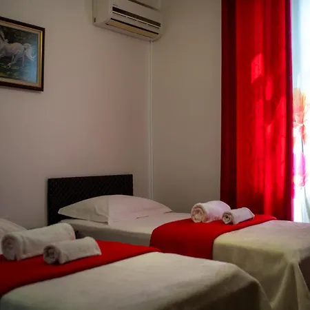 Hotel Skrapari 3*