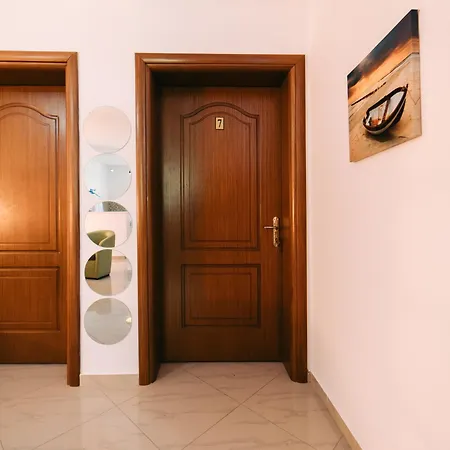 Skrapari Hotel